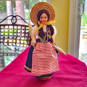 Lucerne, Switzerland Collector's Doll, 7" tall